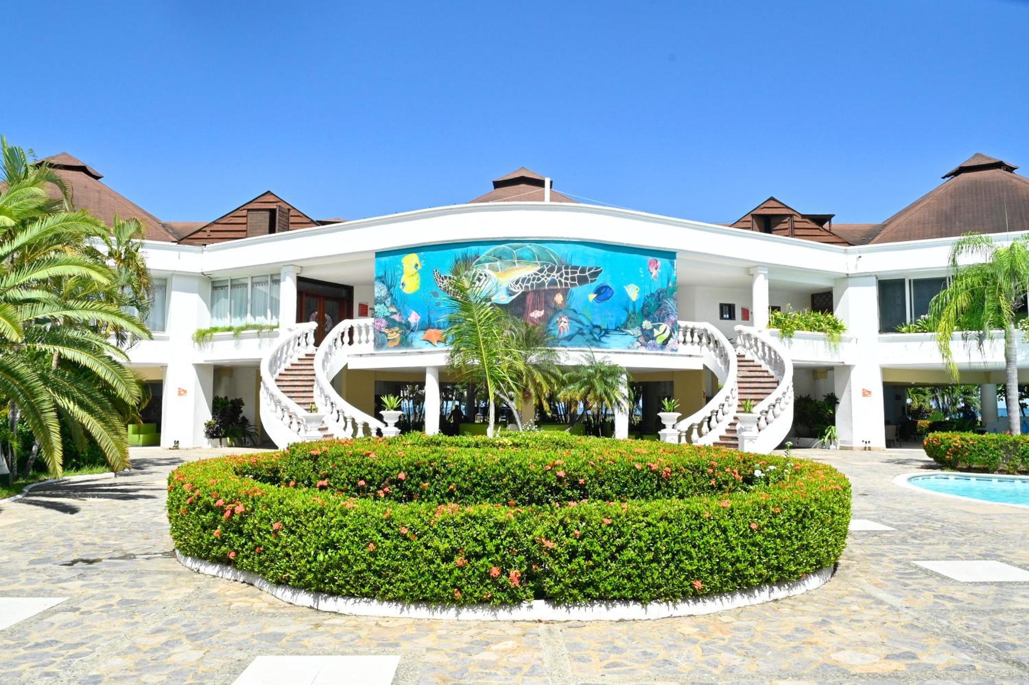 Hotel Palma Real Sambo Creek Екстер'єр фото